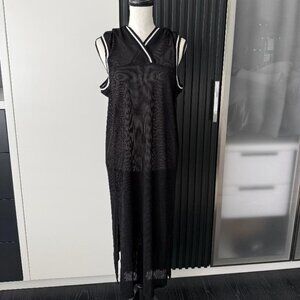 GSTQ- Hooded Midi Mesh Tunic